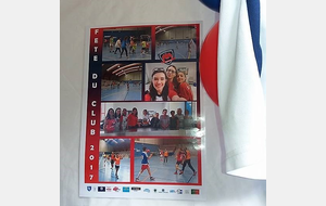 59b55a8fc6389_stand4.jpg